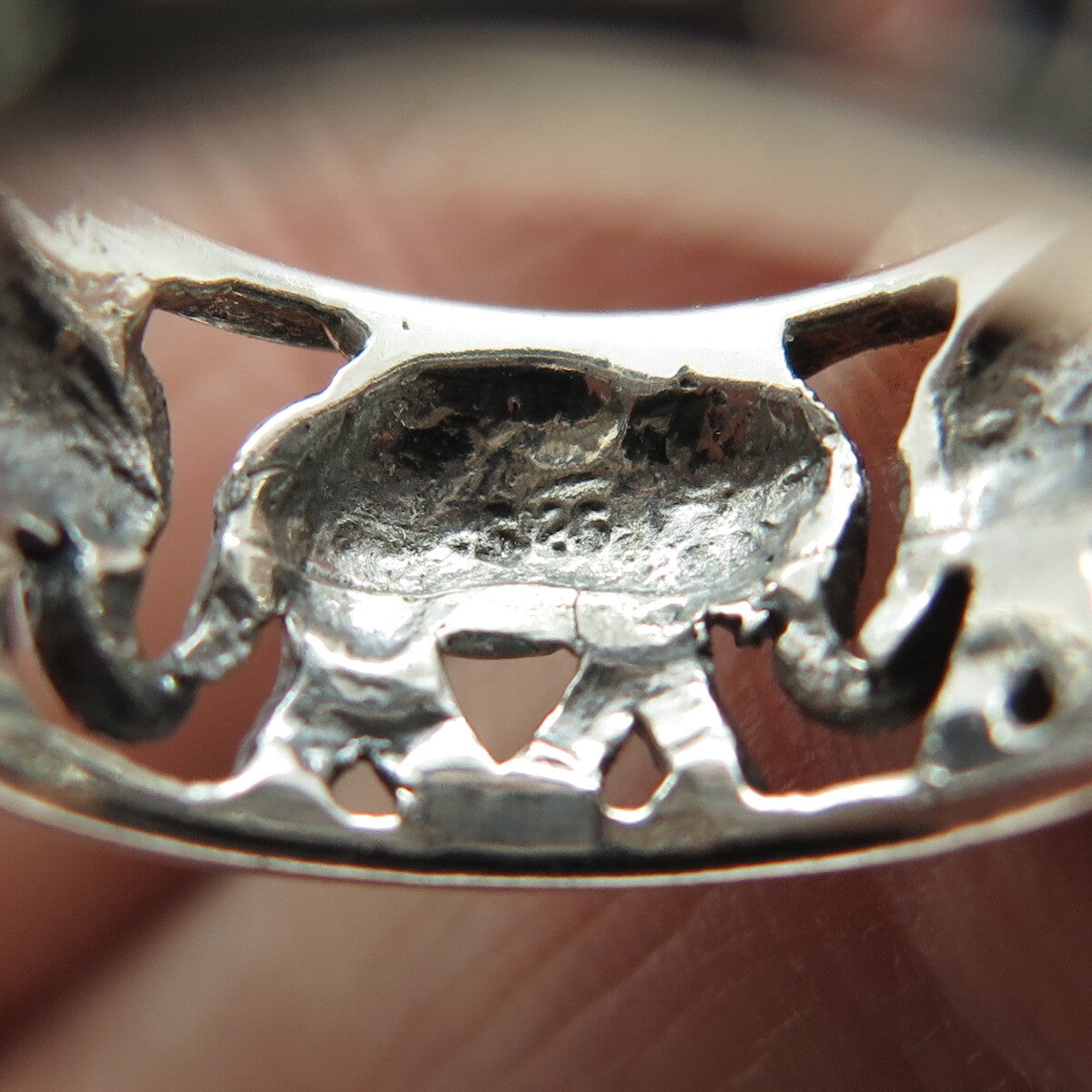 925 Sterling Silver Vintage Elephant Oxidized Band Ring Size 5.5