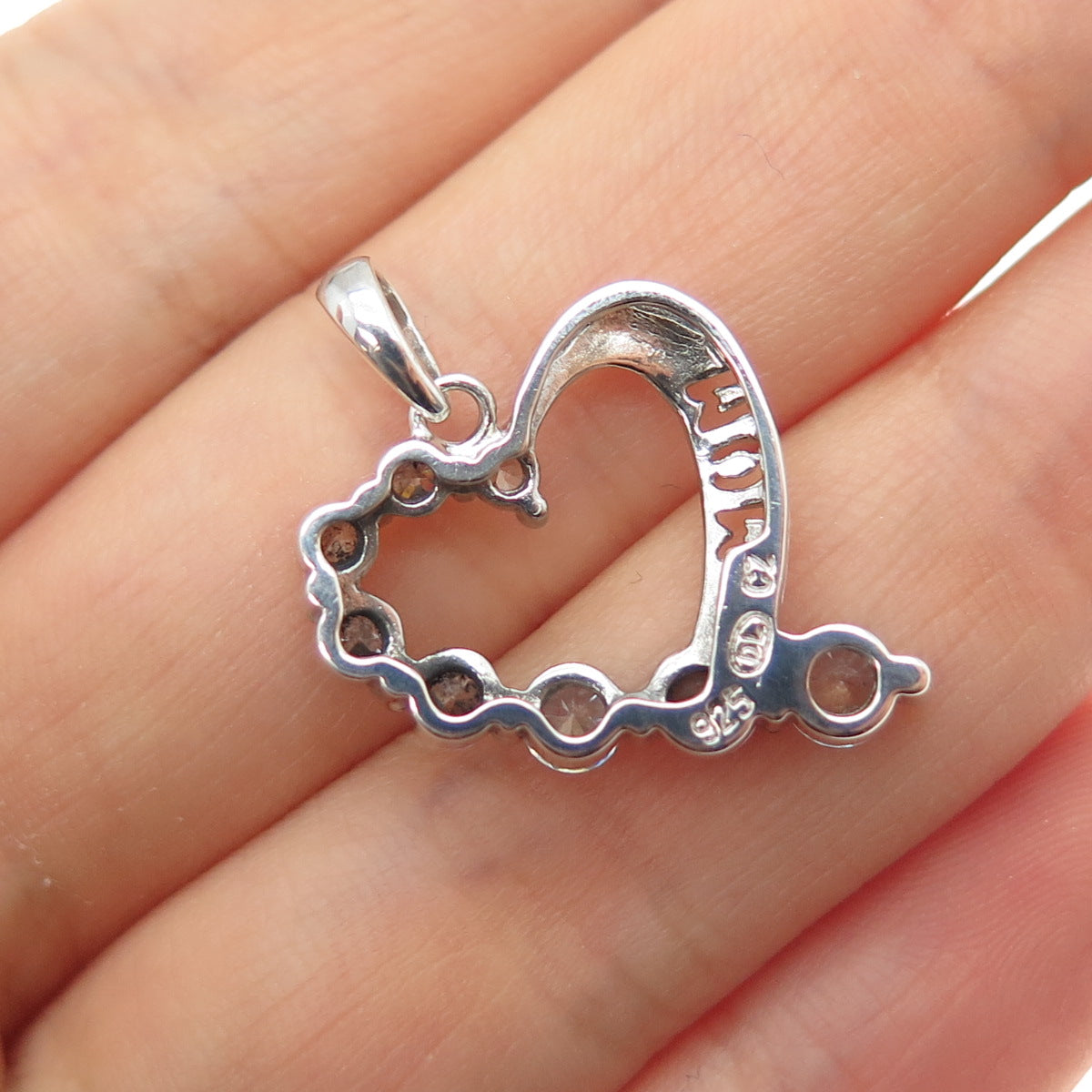 925 Sterling Silver Graduated Round-Cut C Z Mom Heart Mini Charm Pendant