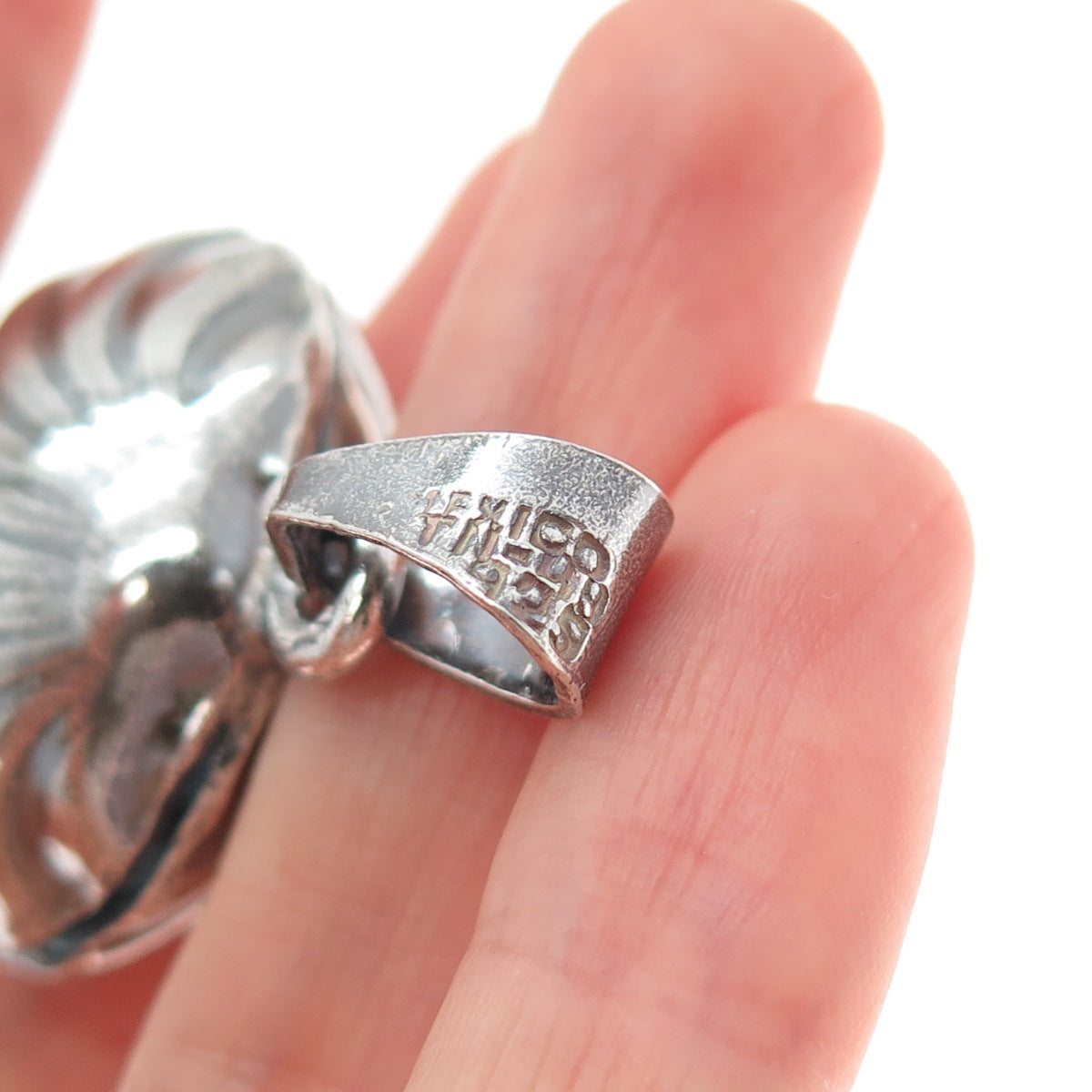925 Sterling Silver Vintage Mexico Seashell Oxidized 3D Charm Pendant