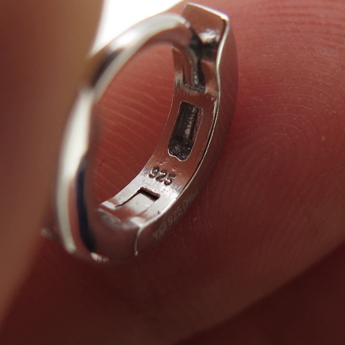 925 Sterling Silver Round-Cut Purple & White C Z Hoop Earrings