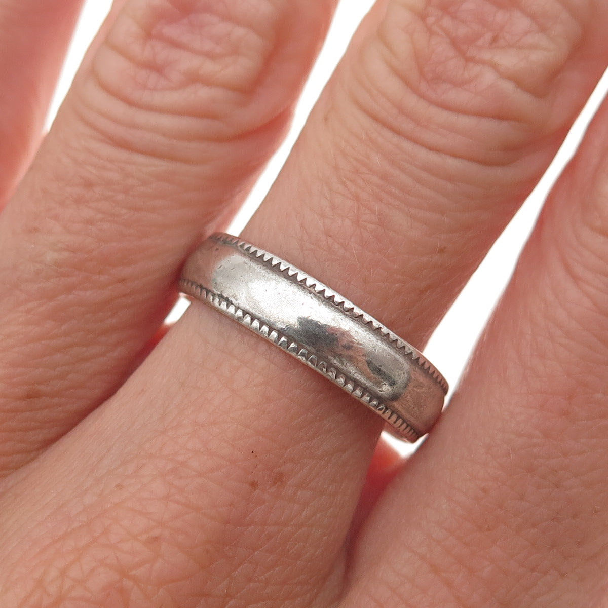 Shube 925 Sterling Silver Vintage Oxidized Band Ring Size 9.75
