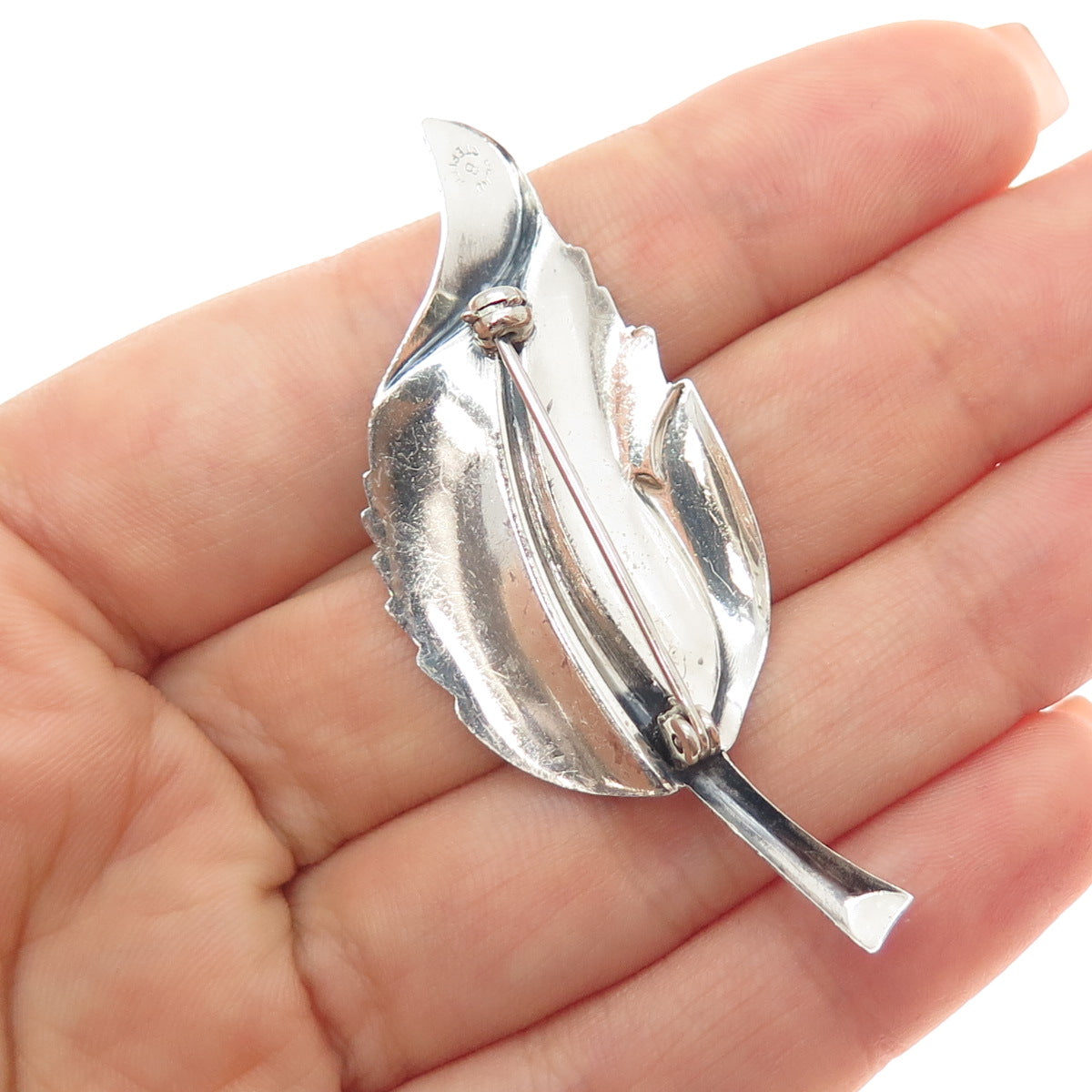 BEAU 925 Sterling Silver Vintage Floral Leaf Oxidized Pin Brooch