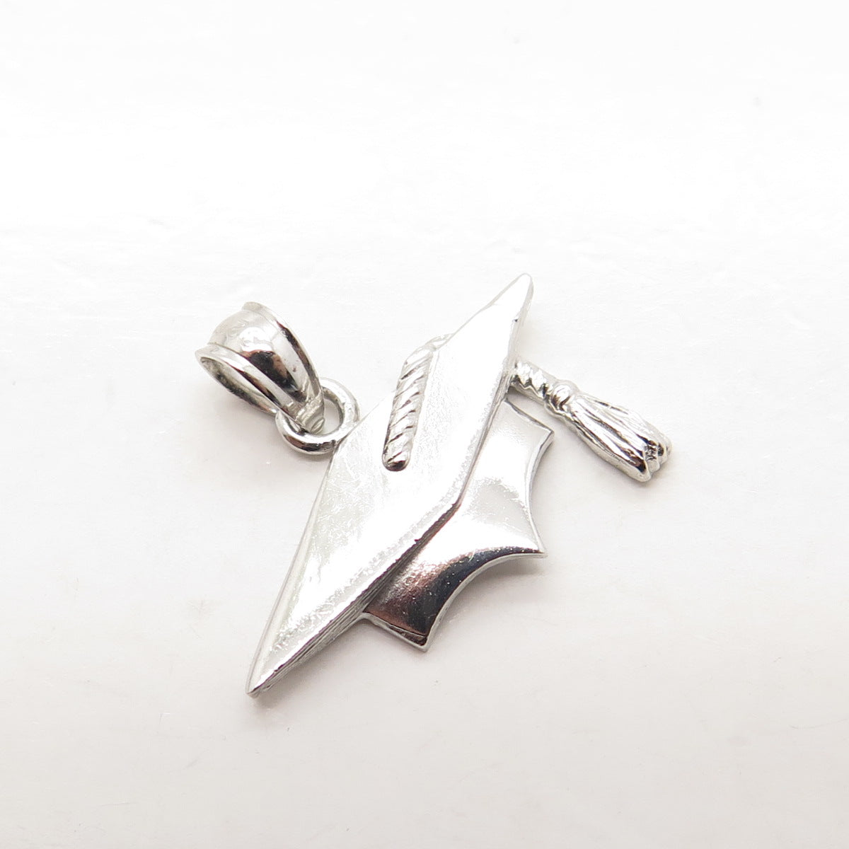 925 Sterling Silver Vintage Graduation Academic Cap Pendant