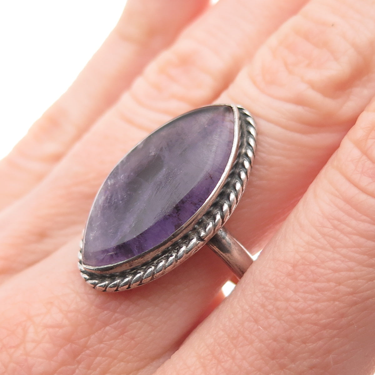 Old Pawn 925 Sterling Silver Vintage Southwestern Amethyst Tribal Ring Size 7.5