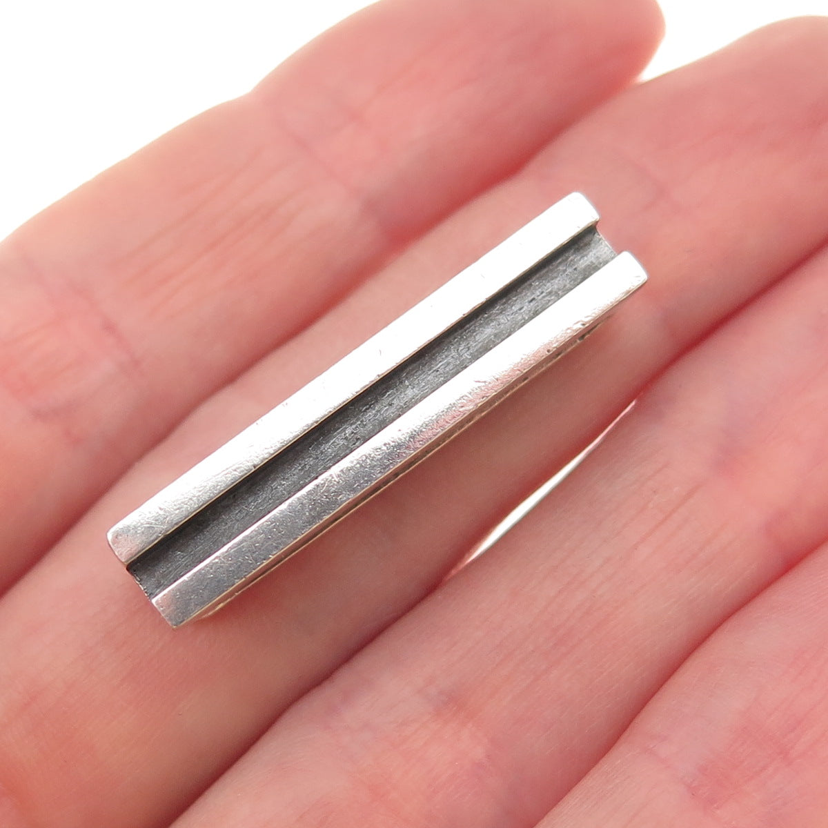 Antonio Pineda 970 Silver Vintage Mexico Modernist Ribbed Oxidized Tie Clip