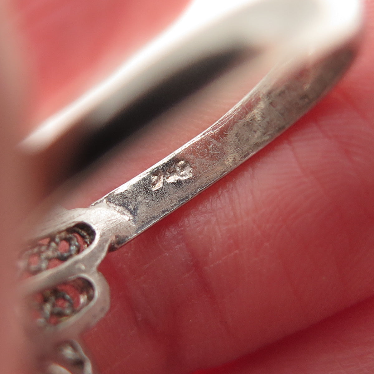 925 Sterling Silver Vintage Hamsa Amulet Filigree Oxidized Ring Size 8.25