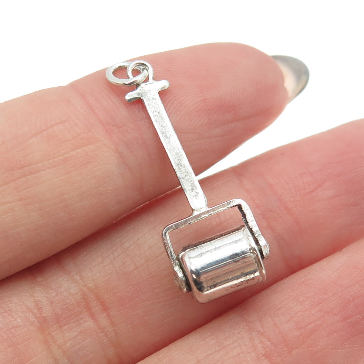 925 Sterling Silver Antique Art Deco Push Roller 3D Pendant