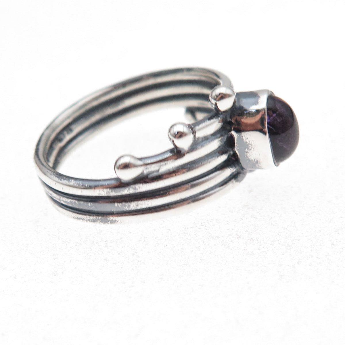 925 Sterling Silver Vintage Real Amethyst Modernist Oxidized Ring Size 8.25