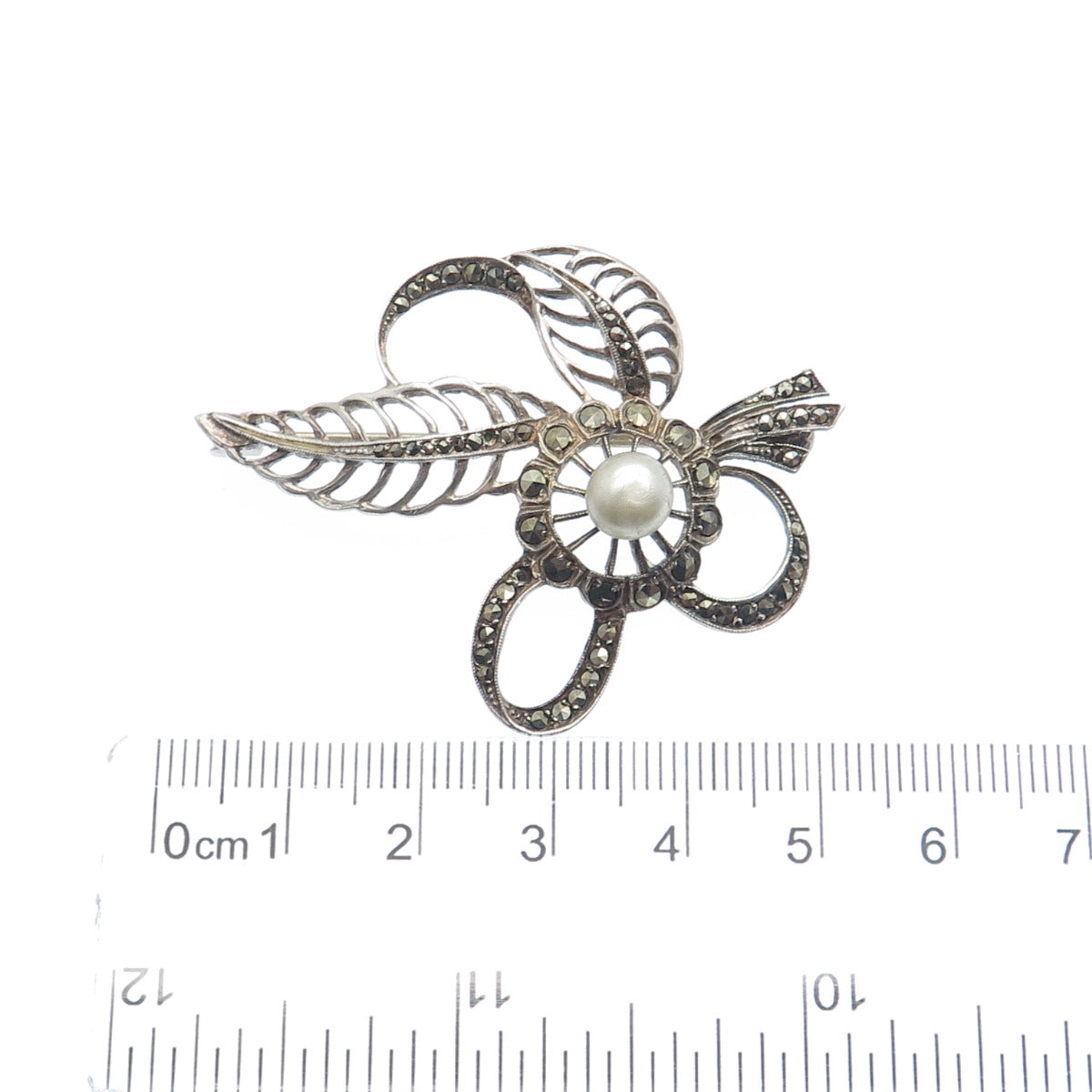 925 Sterling 2-Tone Antique Real Pear & Marcasite Leaf Brooch (missing 1 stone)