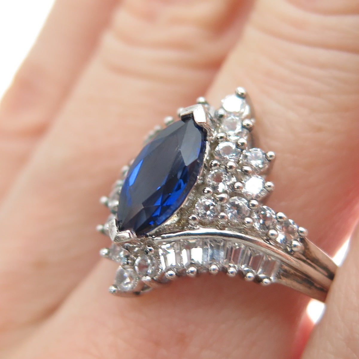 JH YOUNG Sterling Silver Lab-Created Sapphire & Real White Topaz Ring Size 9.25
