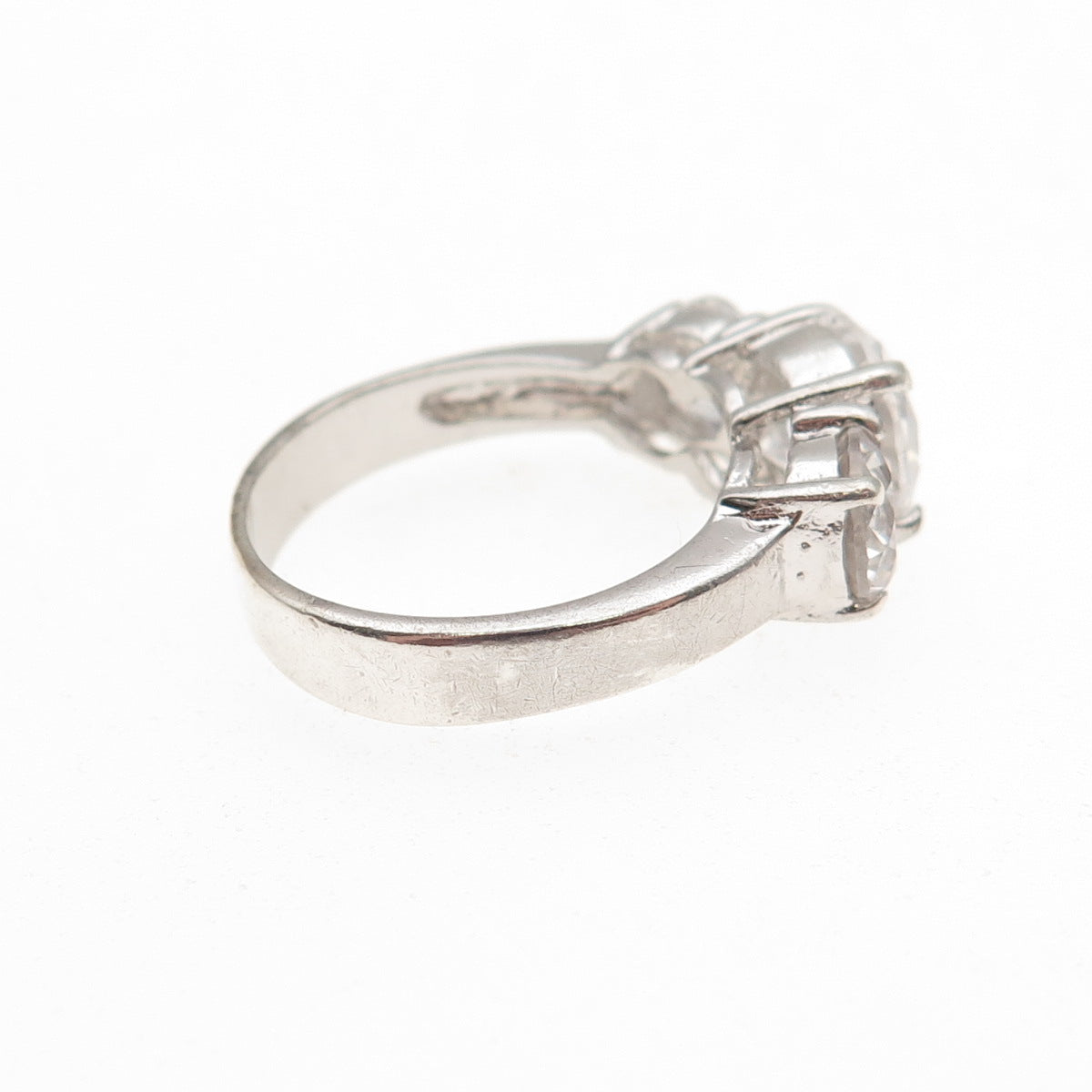 925 Sterling Silver Round-Cut C Z Engagement Ring Size 6.25