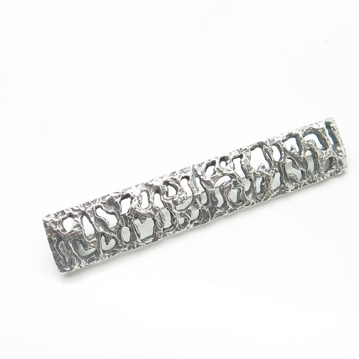 835 Silver Vintage Vague Oxidized Perforated Rectangle Pin Brooch