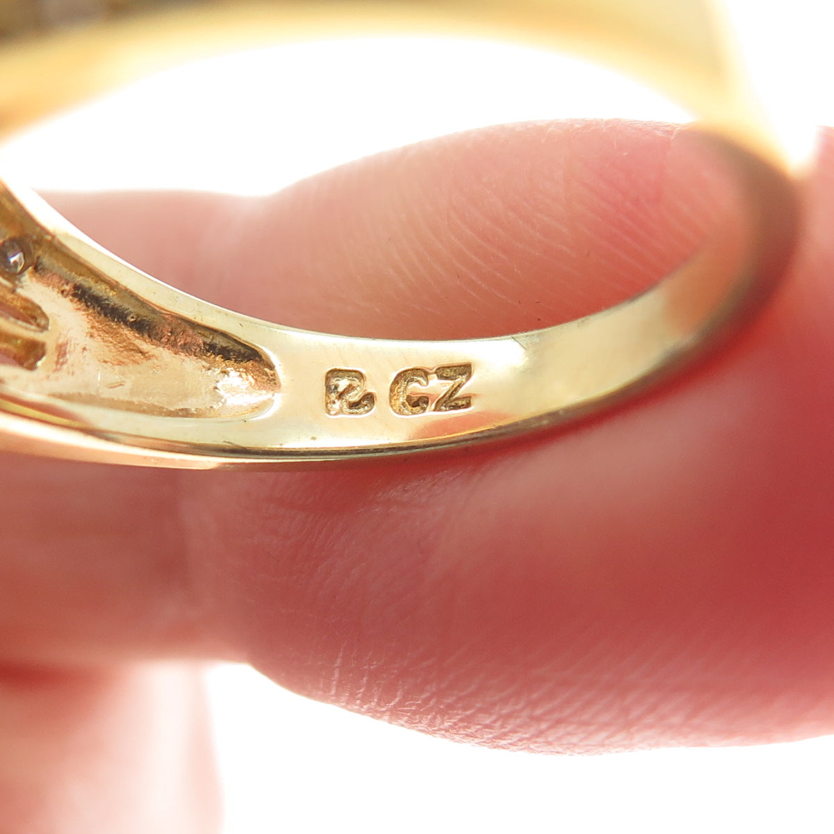 ROSS SIMONS 925 Sterling Silver Gold Plated Purple & White C Z Ring Size 7