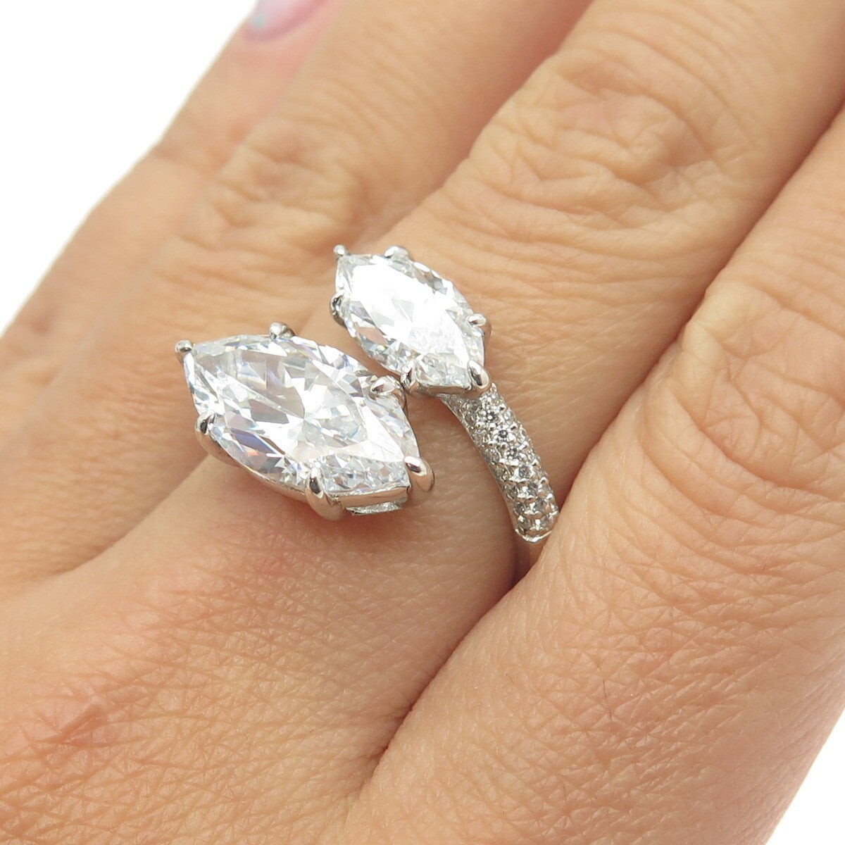 925 Sterling Silver Marquise-Cut Shaped C Z Overlap Ring Size 6.5