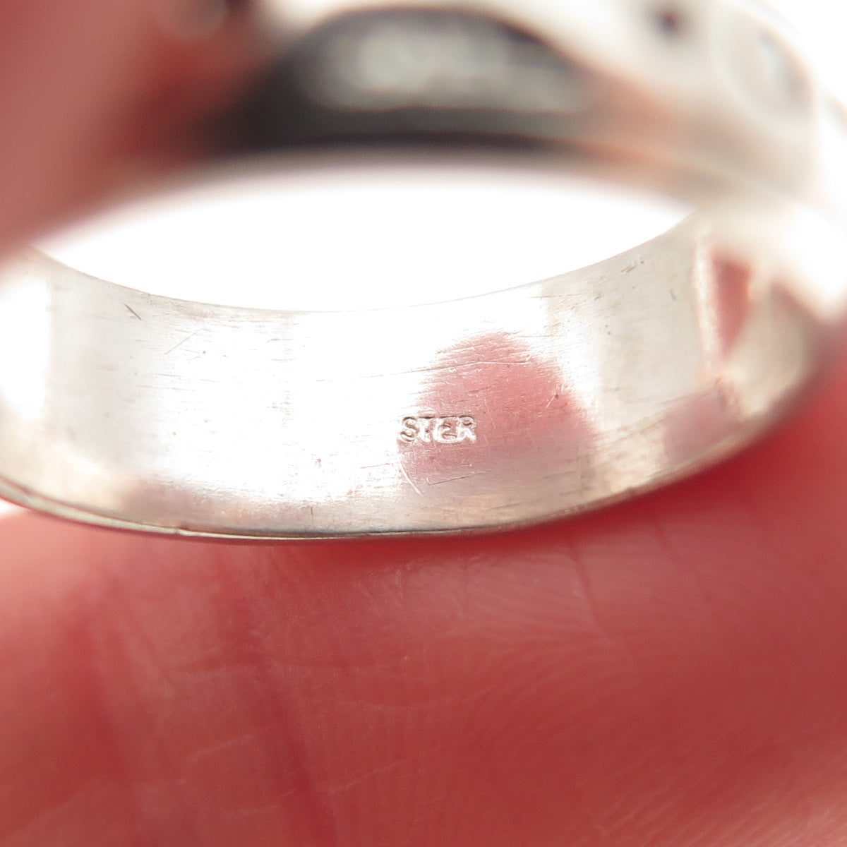 925 Sterling Silver Vintage Modernist Oxidized Band Ring Size 5.5