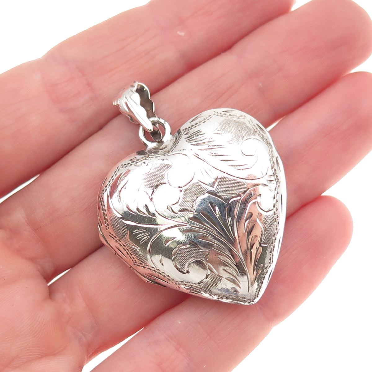 Charles Winston 925 Sterling Silver Vintage Engraved Heart Locket Charm Pendant