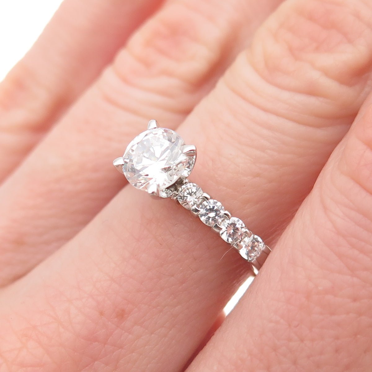925 Sterling Silver Round-Cut C Z Engagement Ring Size 6.5