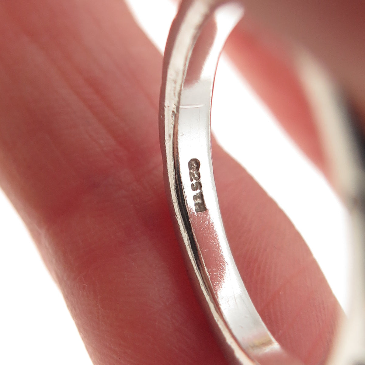 925 Sterling Silver Vintage Modernist Oxidized Band Ring Size 7.75
