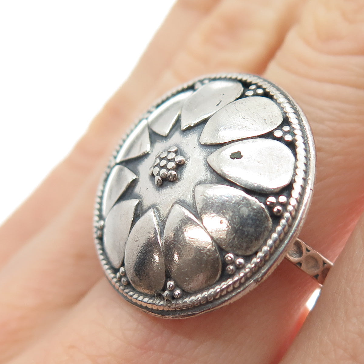925 Sterling Silver Vintage Modernist Flower Oxidized Adjustable Ring Size 8.75