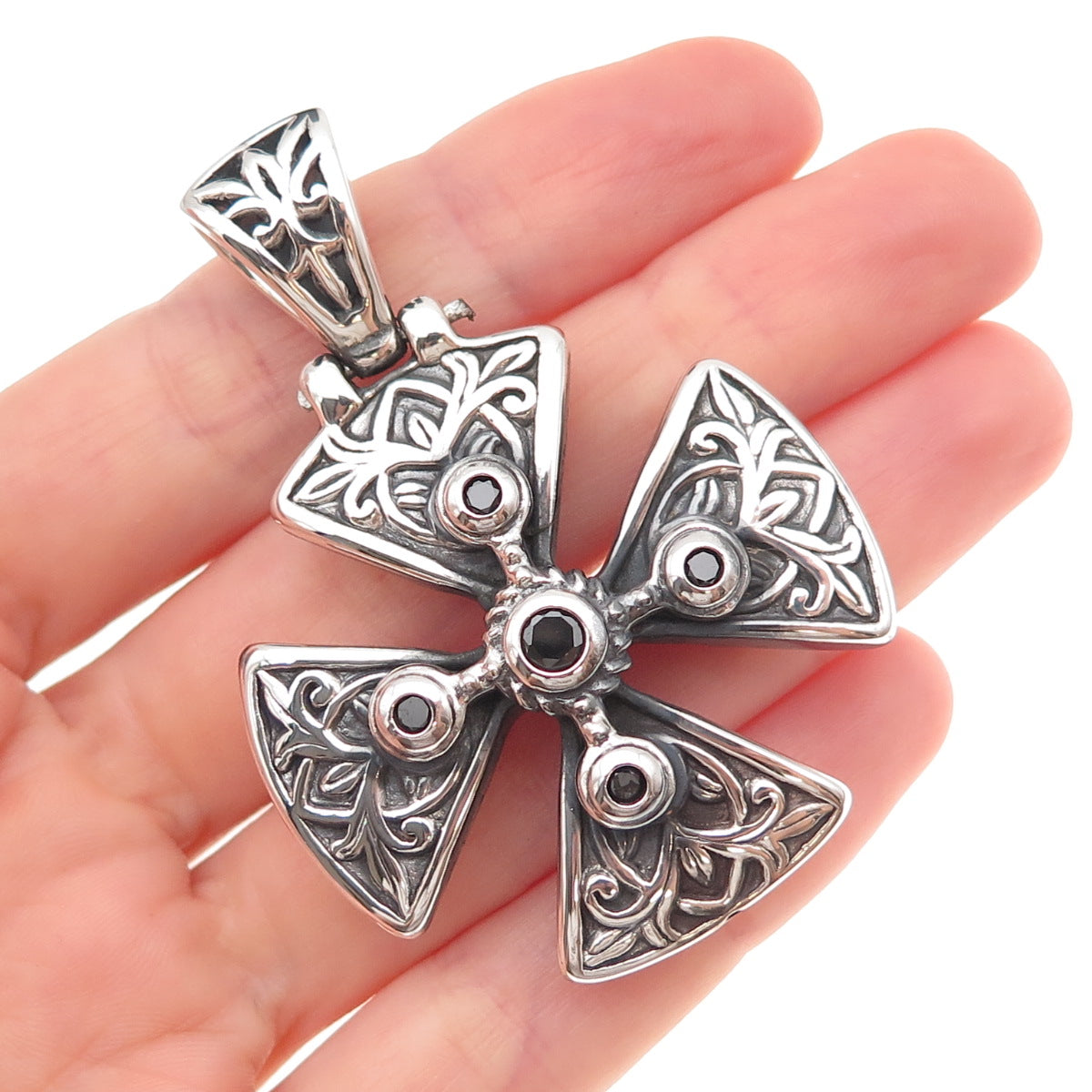 925 Sterling Silver Vintage Real Black Spinel Maltese Cross Oxidized Pendant