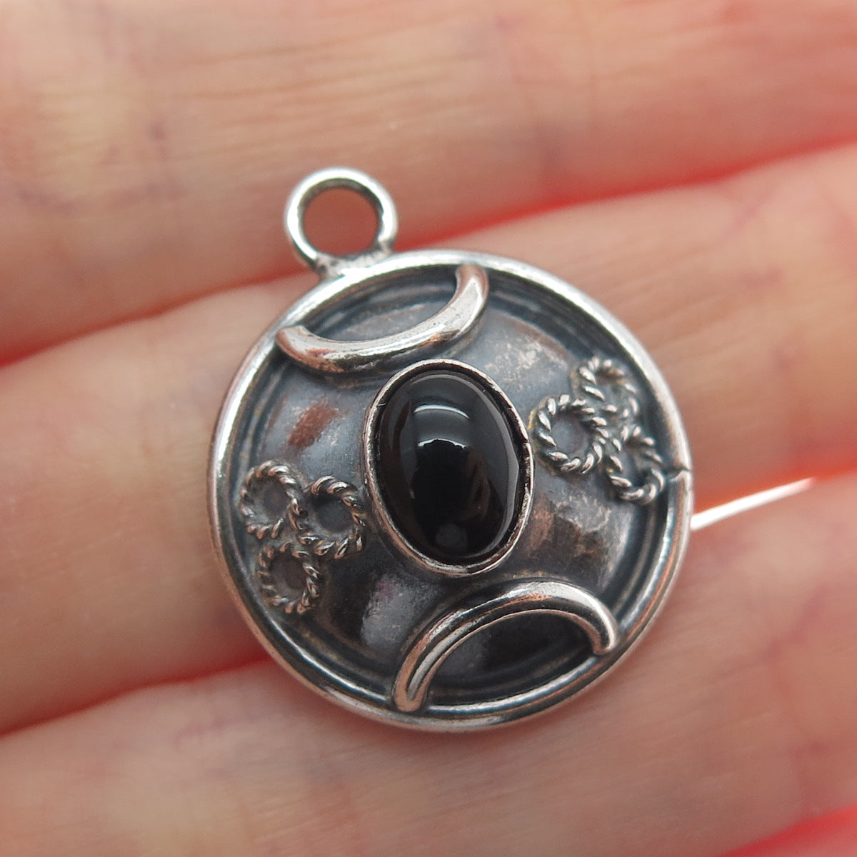 METSA 925 Sterling Silver Vintage Real Black Onyx Ornate Oxidized Charm Pendant