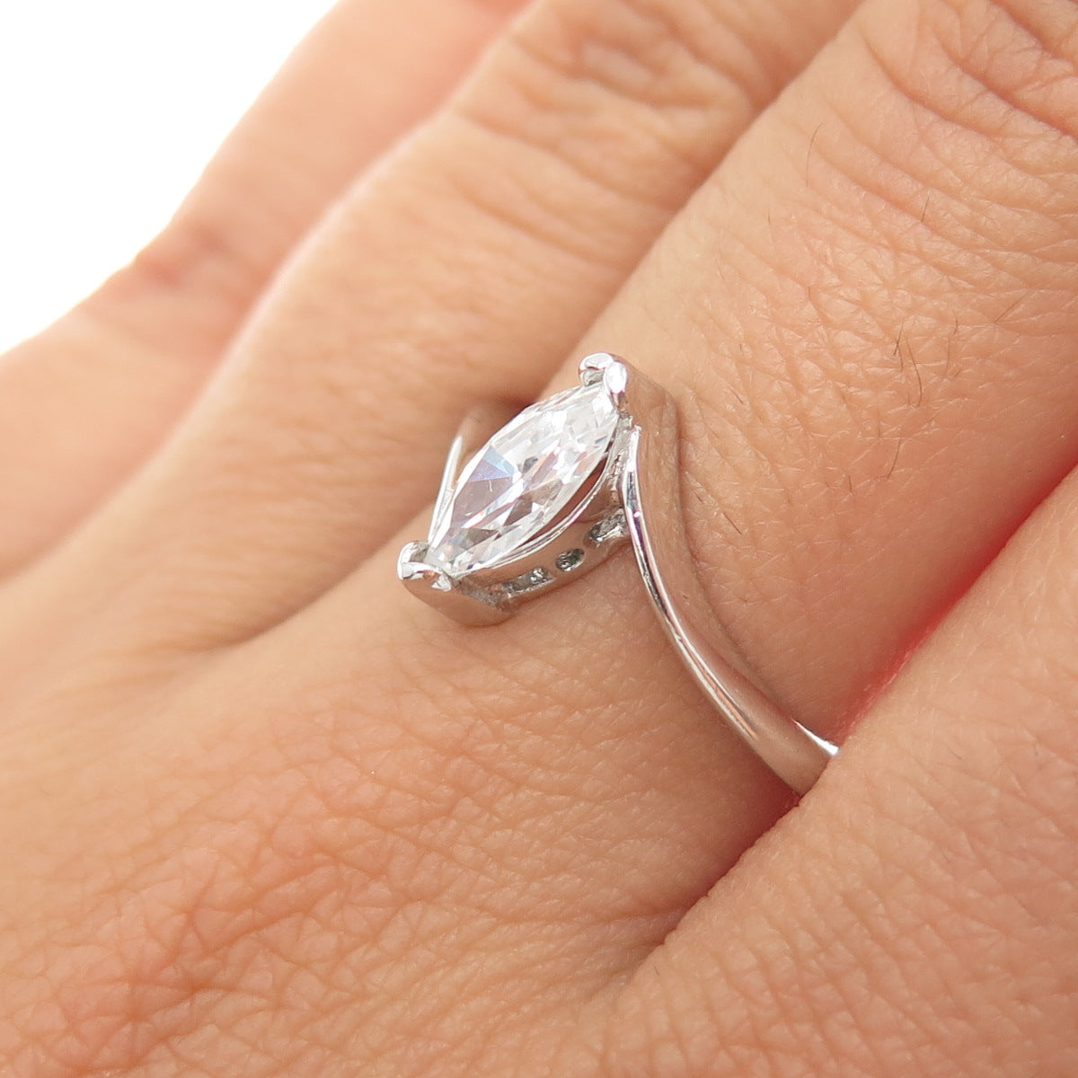 VARGAS 925 Sterling Silver Vintage Marquise-Cut C Z Bypass Ring Size 7.5