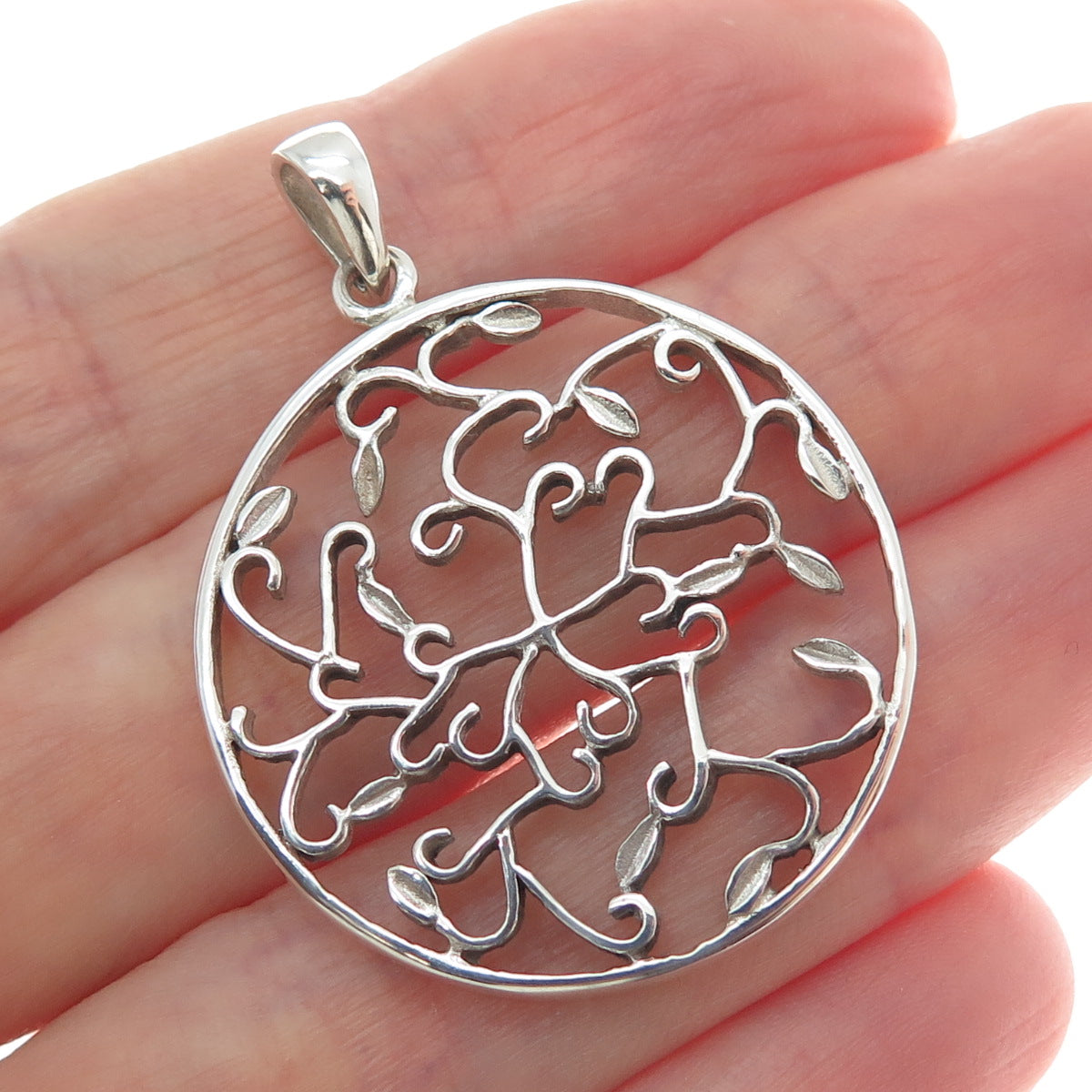 925 Sterling Silver Floral Leaf Scroll Round Charm Pendant