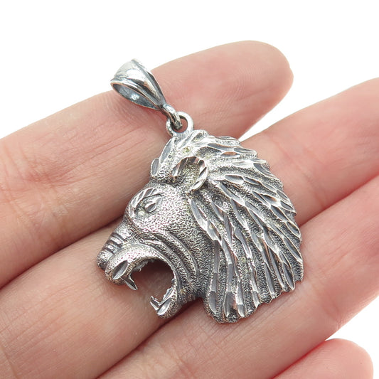 925 Sterling Silver Vintage Diamond-Cut Lion Oxidized Pendant