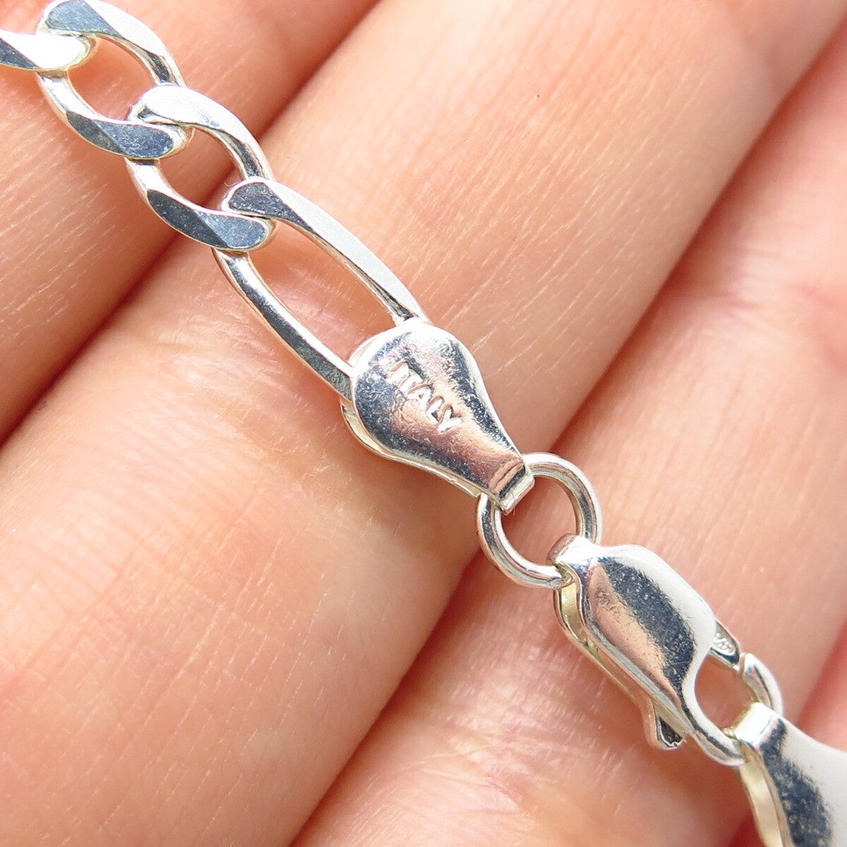 925 Sterling Silver Italy Figaro Chain Necklace 22"