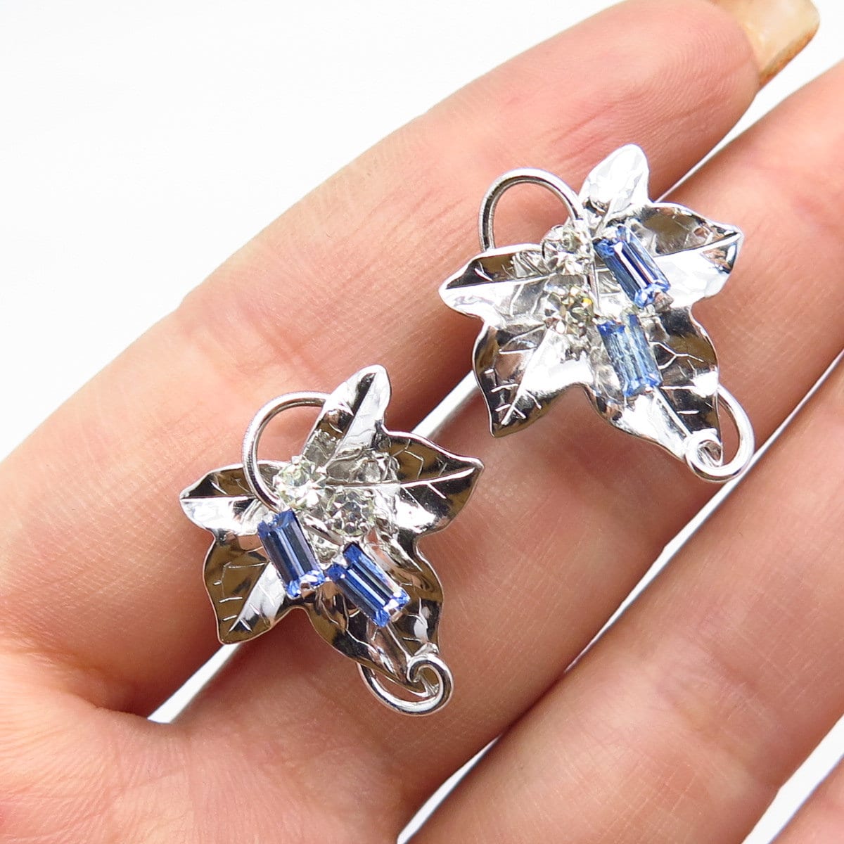 925 Sterling Silver Vintage Cart Art Blue Rhinestone Leaf Screw Back