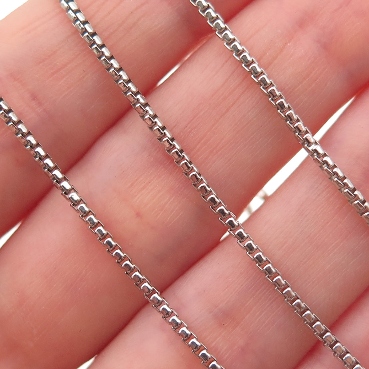 925 Sterling Silver Italy Round Box Chain Necklace 18"