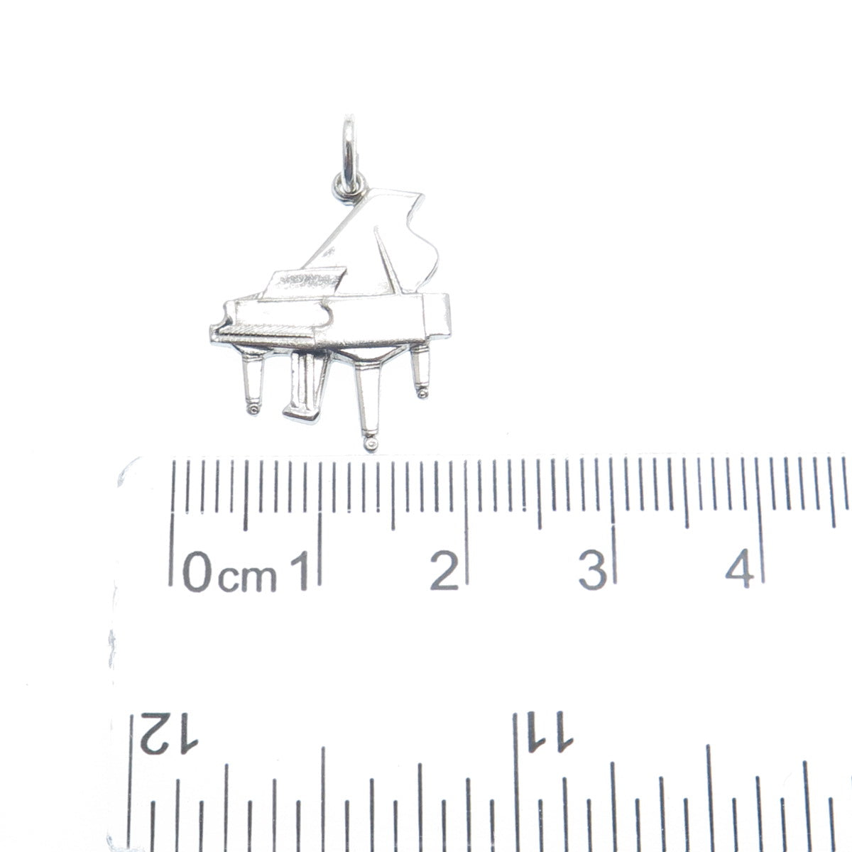 WELLS 925 Sterling Silver Vintage Grand Piano Minimalist Charm Pendant