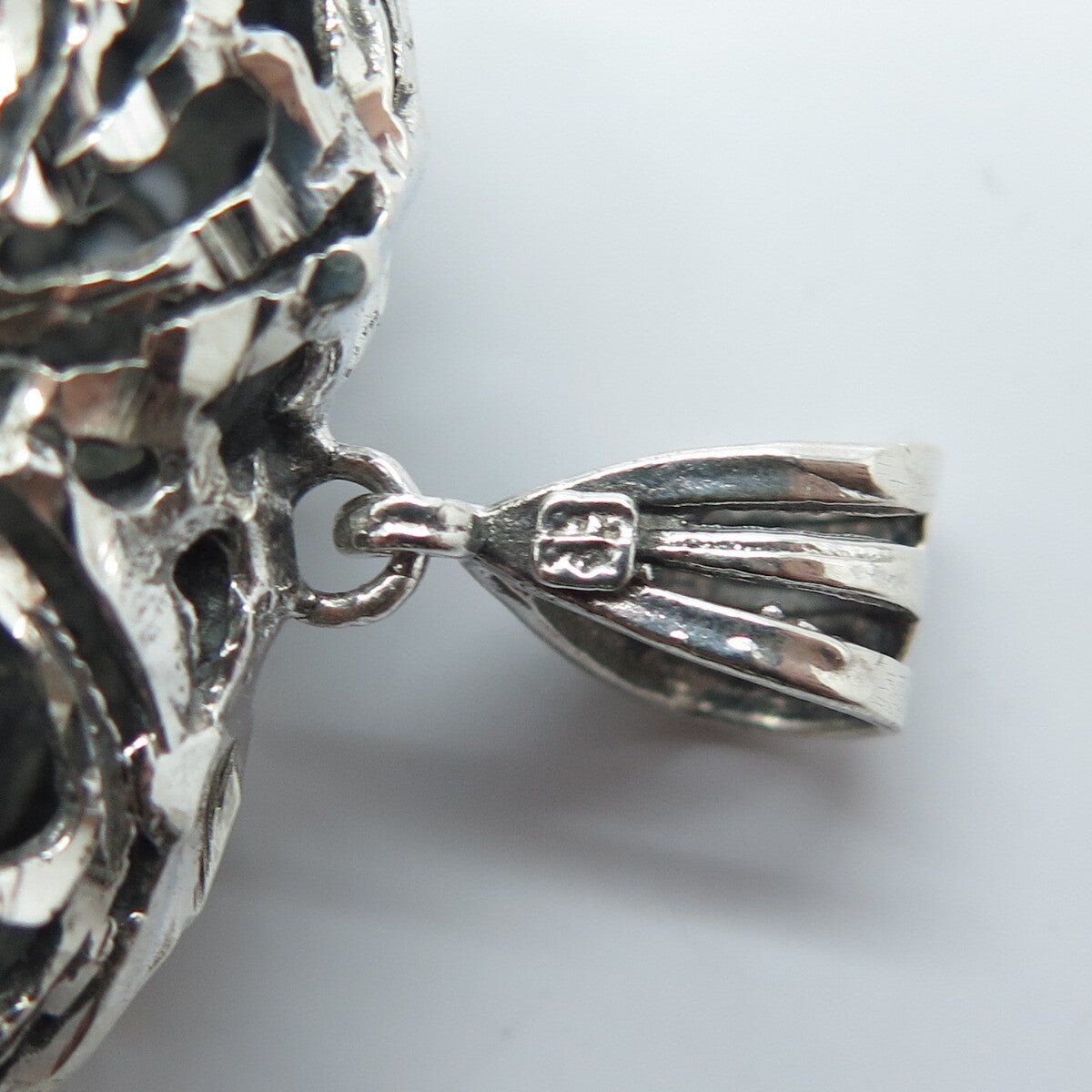 925 Sterling Silver Vintage Ornate Puffy Heart Pendant