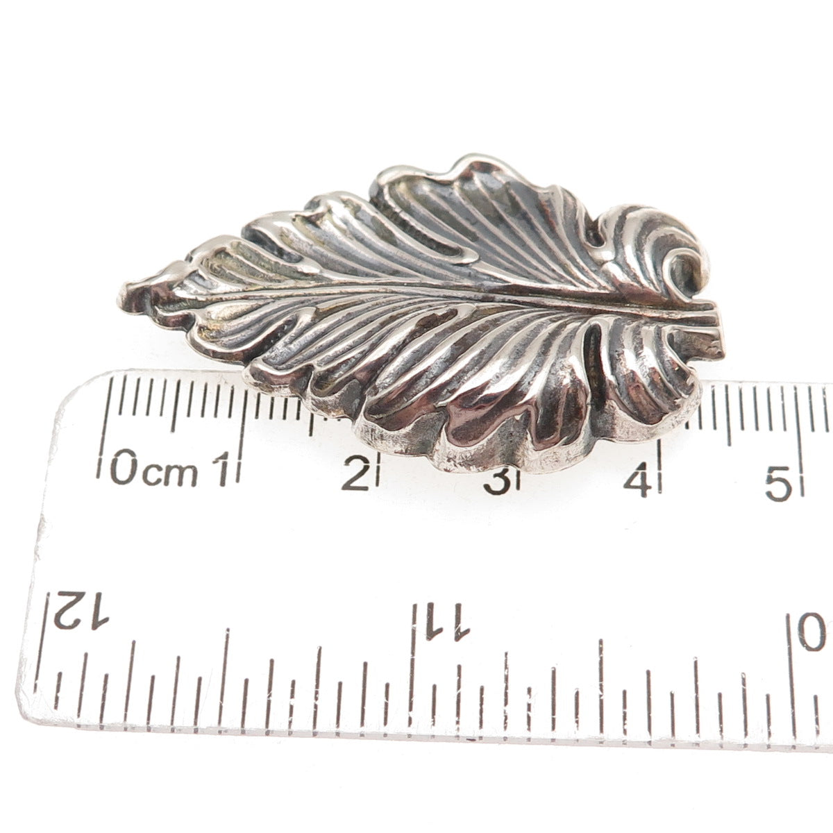 JewelArt 925 Sterling Silver Antique Art Deco Floral Leaf Reposse Pin Brooch
