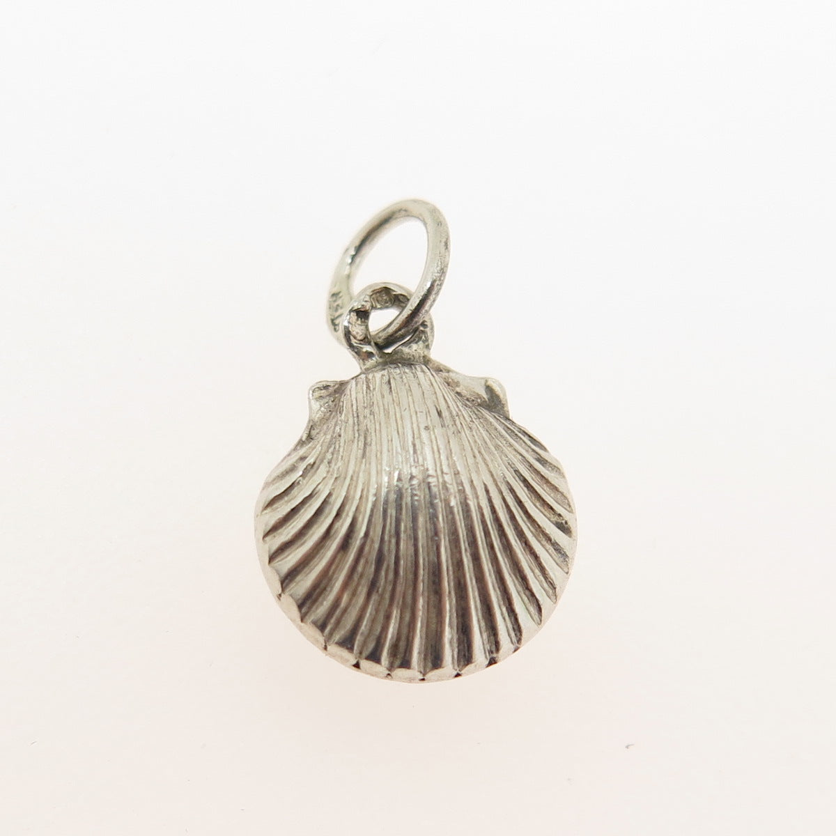 925 Sterling Silver Vintage Seashell Minimalist 3D Charm Pendant