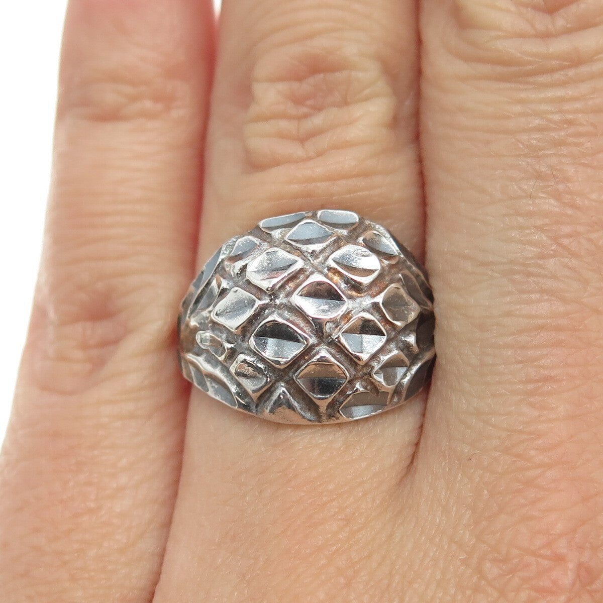 925 Sterling Silver Vintage Dragon Skin Dome Oxidized Ring Size 6.25
