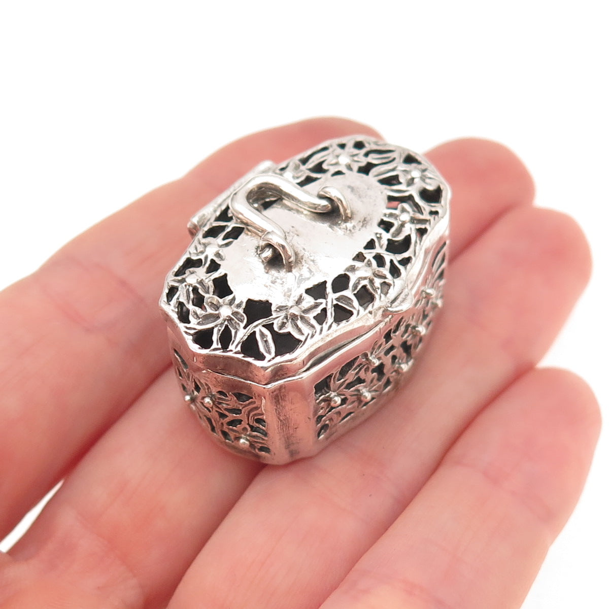 925 Sterling Silver Vintage Floral Oxidized Pill / Snuff Box Pendant