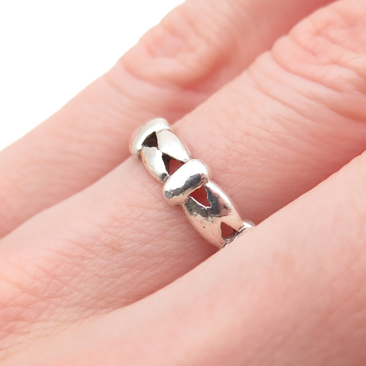 925 Sterling Silver Vintage Modernist Band Ring Size 6.25