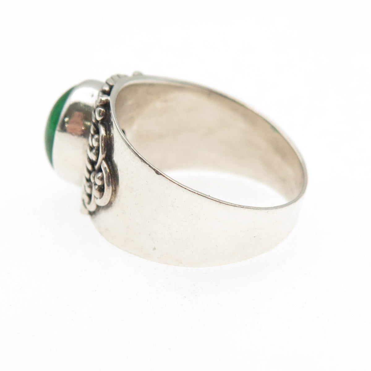 925 Sterling Silver Vintage Real Cabochon Jade Oxidized Ring Size 7.75