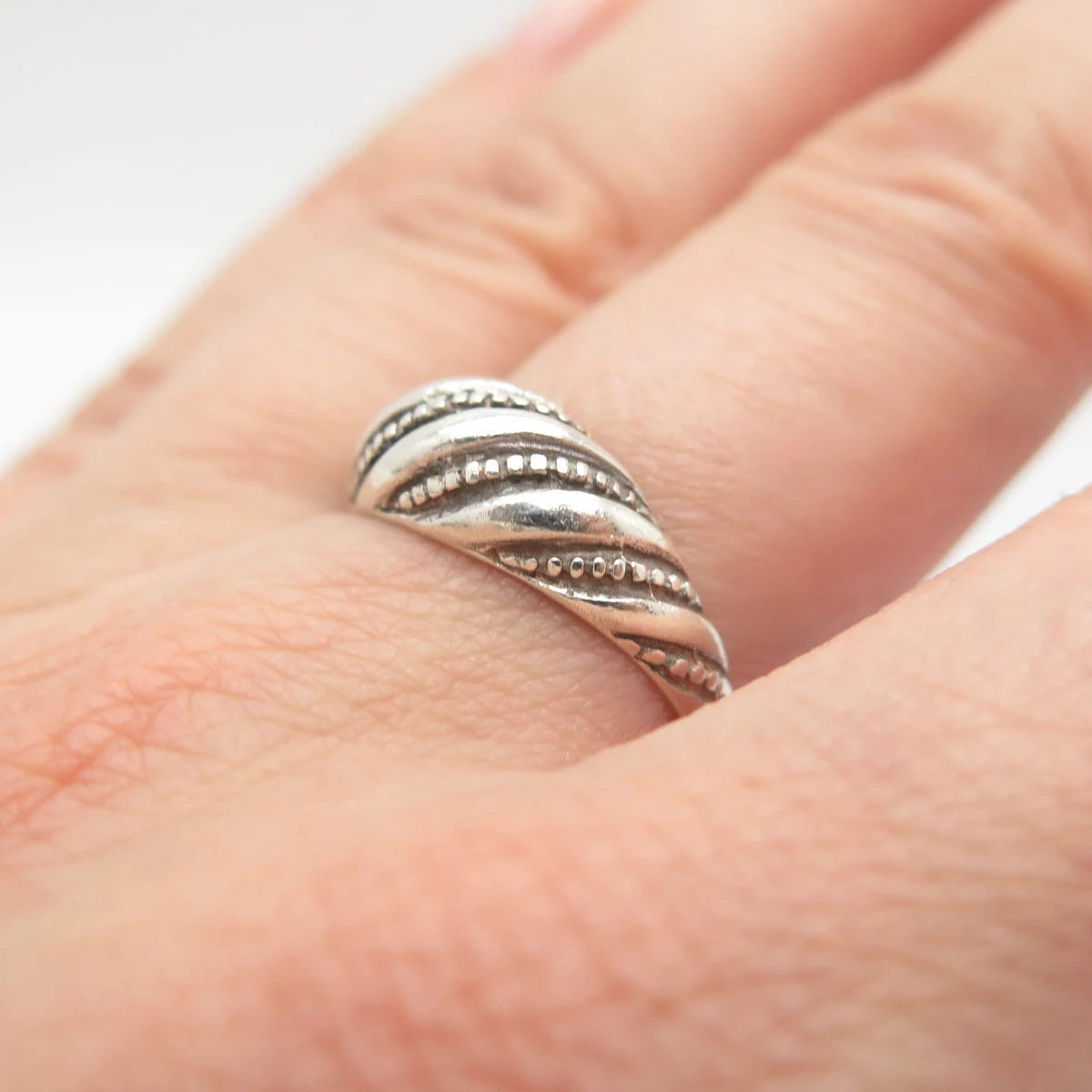 925 Sterling Silver Vintage Braided Ring Size 7.25