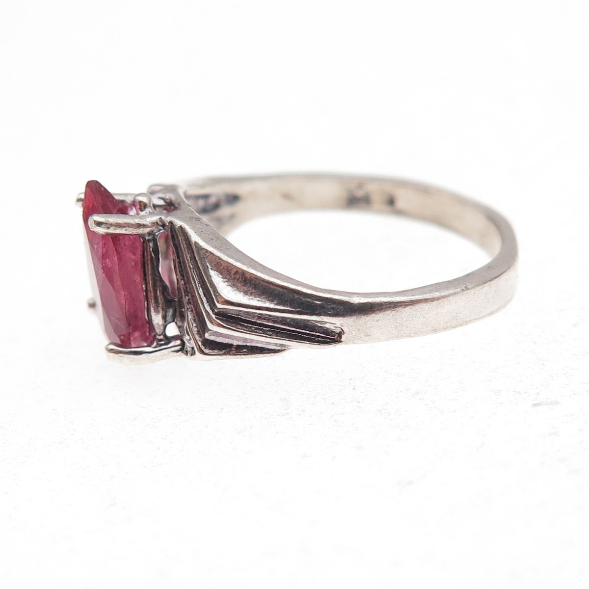 925 Sterling Silver Vintage Real Pink Tourmaline Teardrop Oxidized Ring Size 4.5