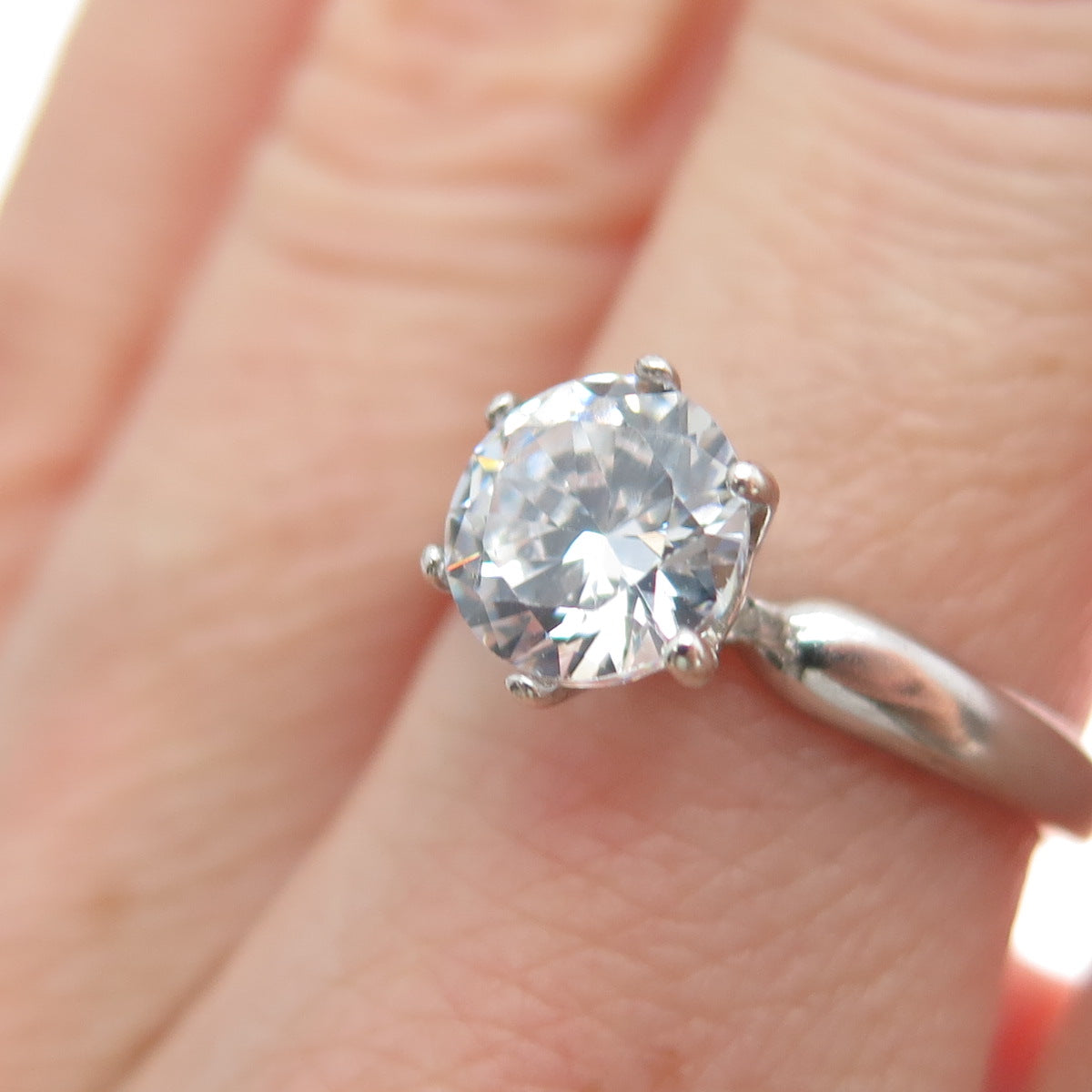 925 Sterling Silver Vintage European Round-Cut C Z Engagement Ring Size 6.25