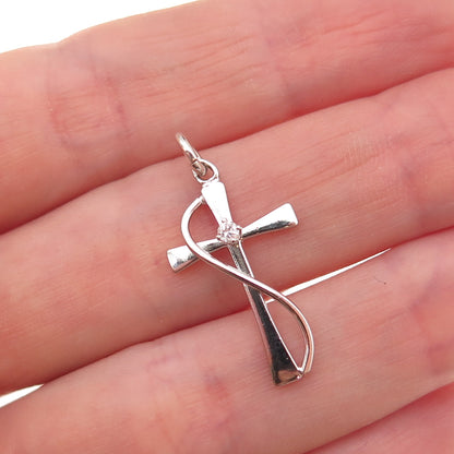 Princess Pride 925 Sterling Silver Vintage C Z Cross Charm Pendant