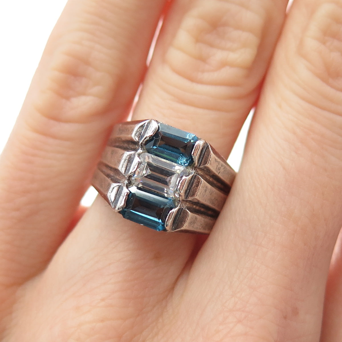 925 Sterling Silver Vintage Emerald-Cut Blue & White C Z Oxidized Ring Size 6
