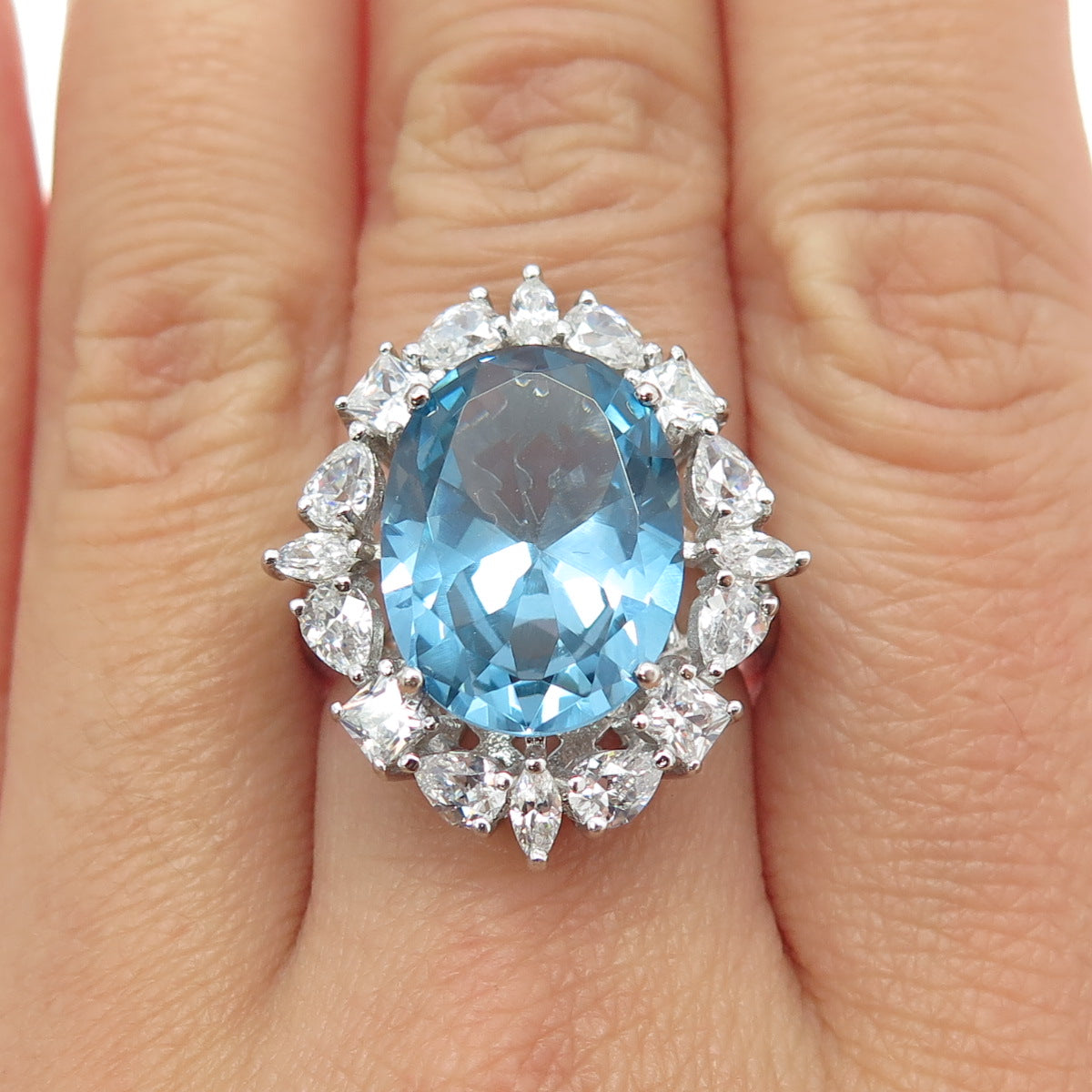 925 Sterling Silver Real Blue Topaz Gemstone & C Z Ring Size 7