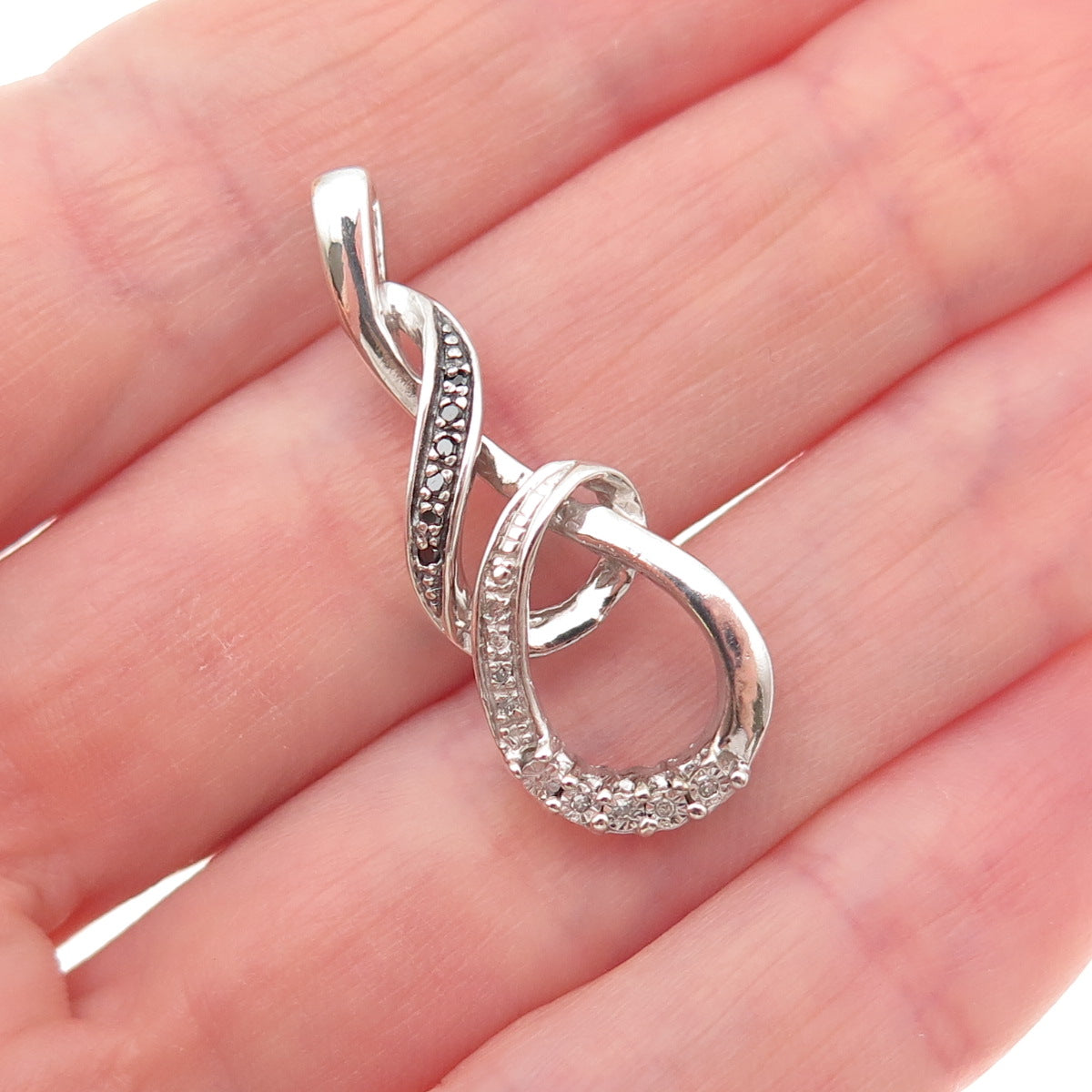 925 Sterling Silver Real Black & White Diamond Twisted Charm Pendant