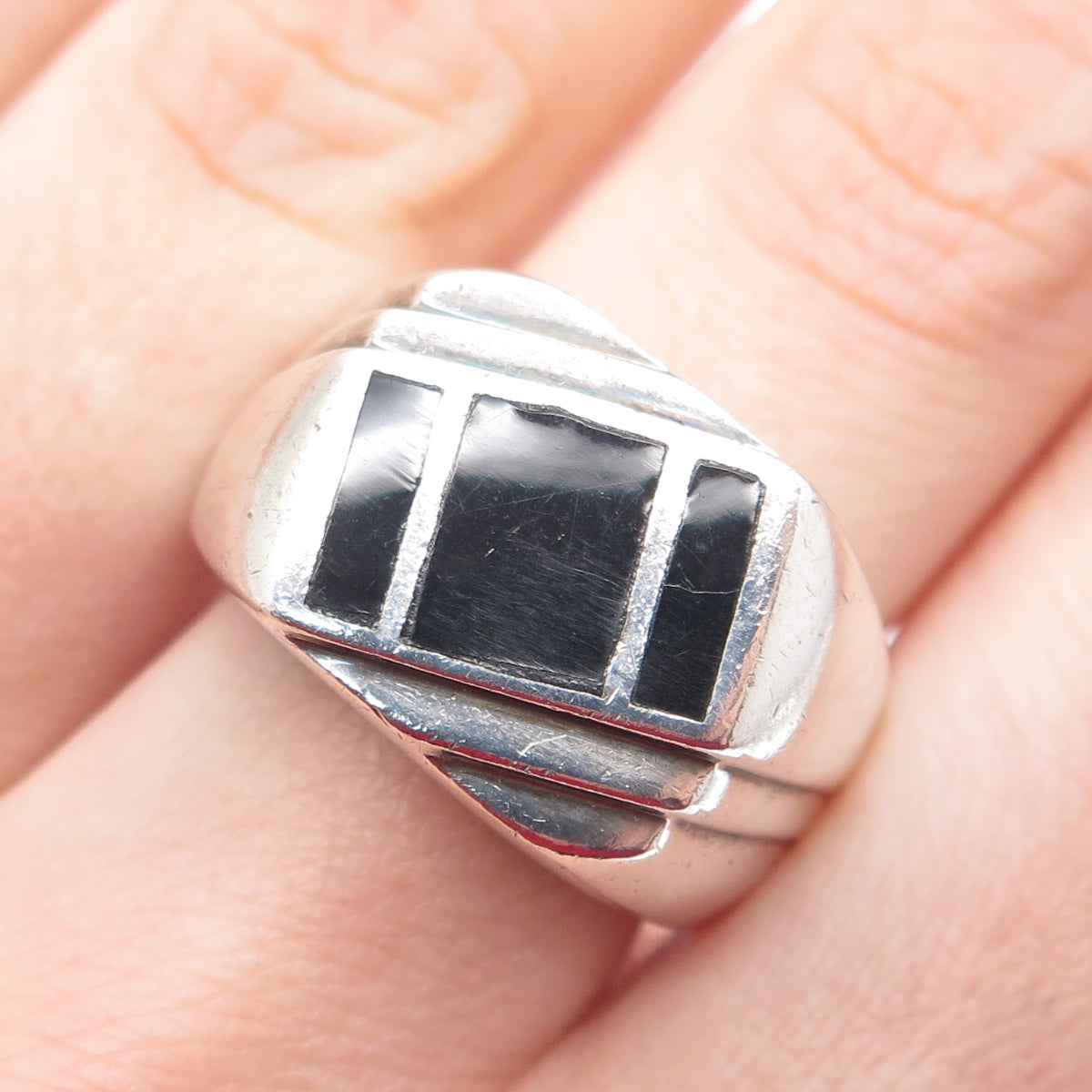 925 Sterling Silver Vintage Real Black Onyx Gemstone Ribbed Ring Size 7.5