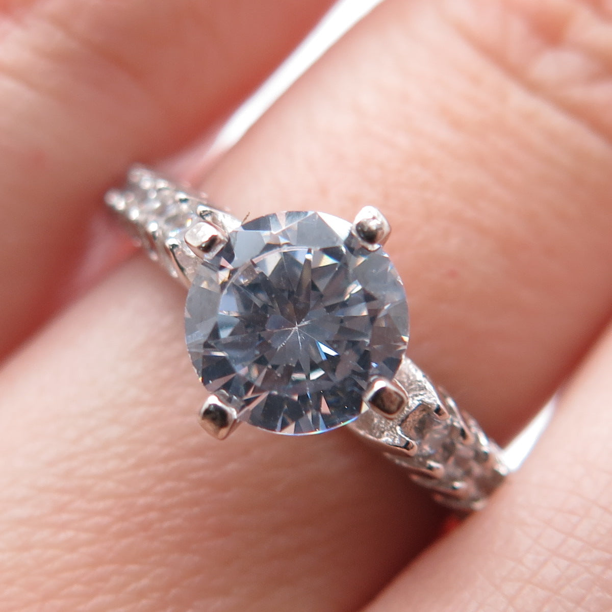 925 Sterling Silver Round-Cut C Z Engagement Ring Size 7