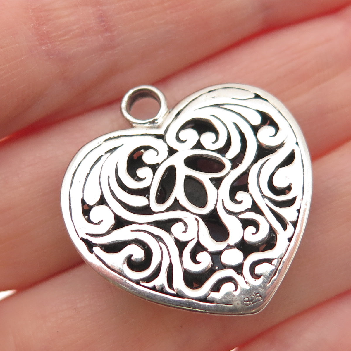 925 Sterling Silver Vintage Real Oval-Cut Blue Topaz Ornate Heart Charm Pendant