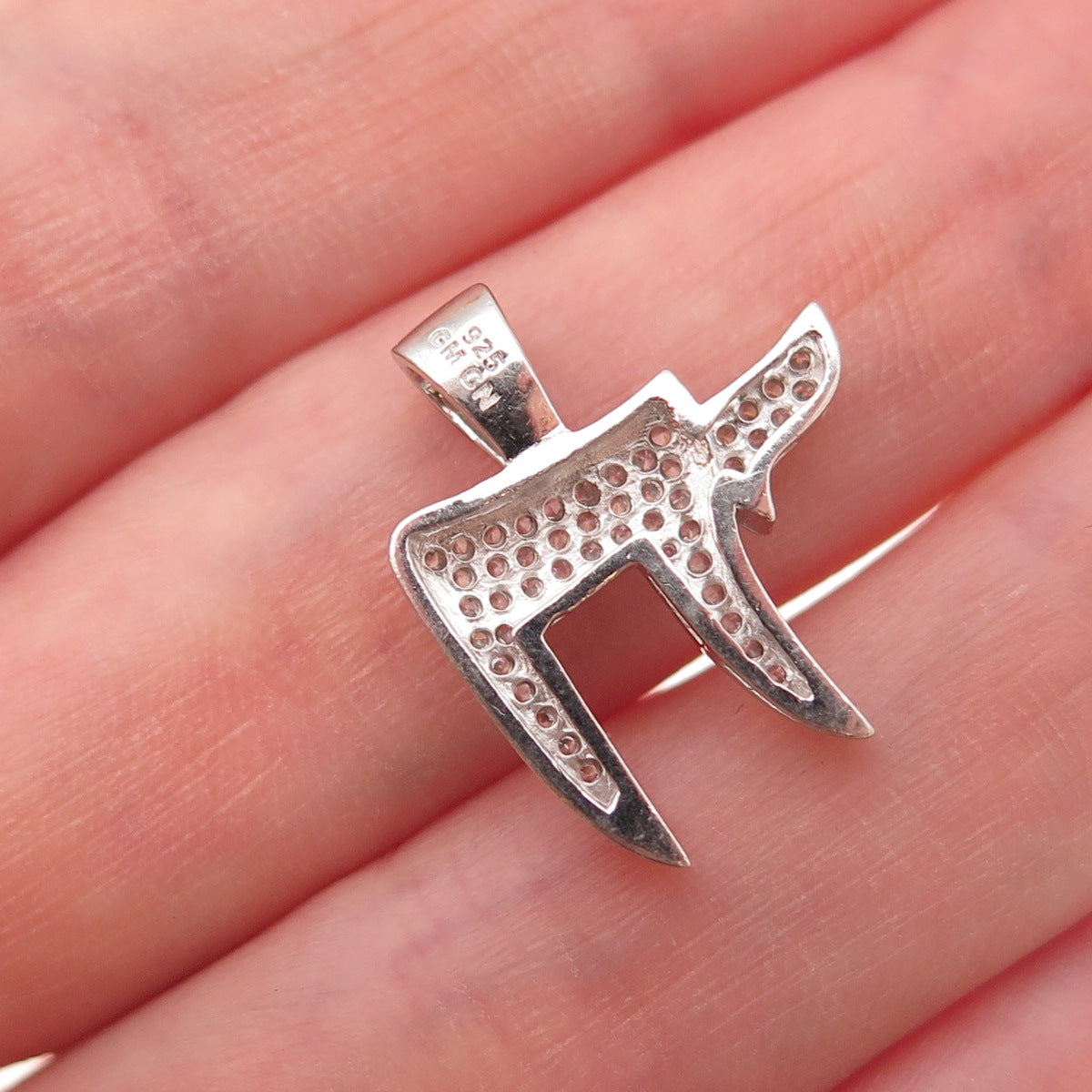 925 Sterling Silver Round-Cut C Z Chai Judaica Charm Pendant